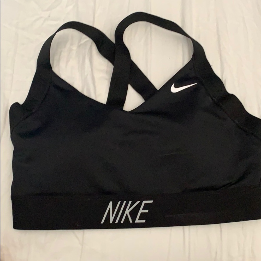 Sports bra